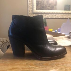 Lucky brand boots! ☘️